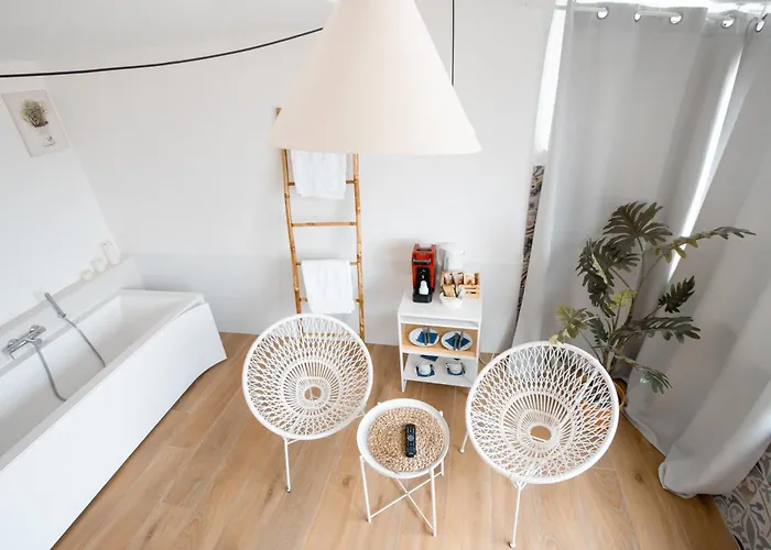 Il Duca E Il Mare * Torre A Mare